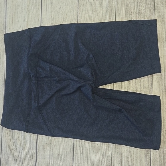 Outdoor Voices Women's Warm Up 10" Shorts Navy Size XS NWT - Picture 2 of 9